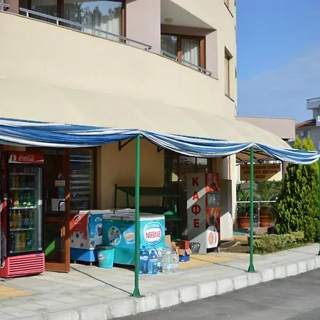 Eos فندق 2*