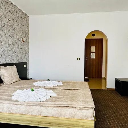Hotel Eos Kiten (Burgas)